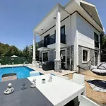 Serenity Hideaway Hisaroenue פאטהיה