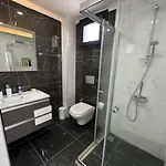 Serenity Hideaway Hisaroenue וילה פאטהיה