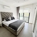 Serenity Hideaway Hisaroenue Βίλα Φετιγιέ