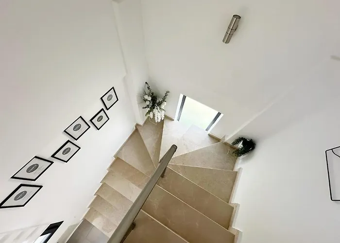 Serenity Hideaway Hisaroenue * فتحية