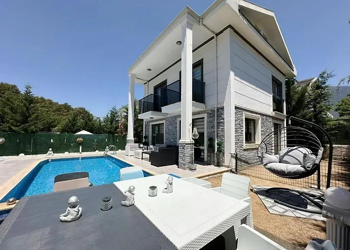 Serenity Hideaway Hisaroenue فتحية